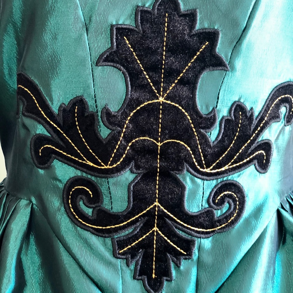Halloween Costume Celtic, Medieval, Dress - Picture 3 of 10